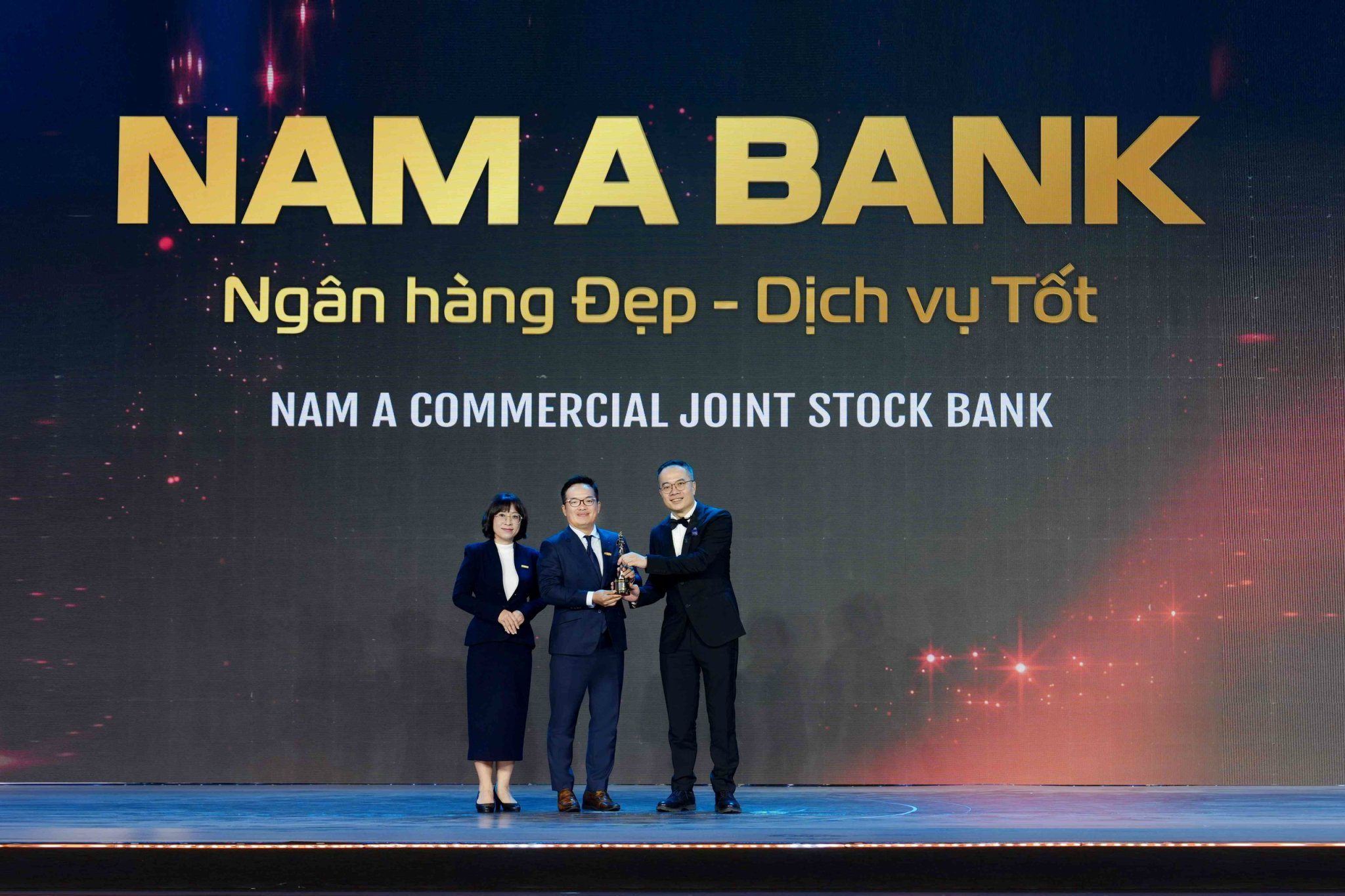 Nam A Bank lần thứ 6 liên tiếp tiếp nhận giải "Nơi làm việc tốt nhất châu Á"